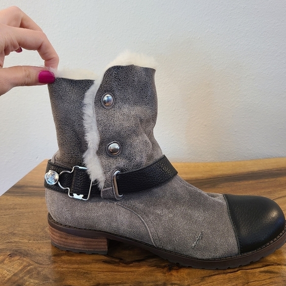 Matt Bernson Tundra Boot with Sheep Shearling - Picture 3 of 12